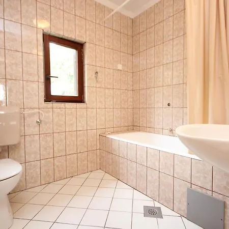 7904a Apartament *